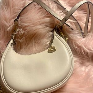 Coach Cream Leather Shoulder Bag